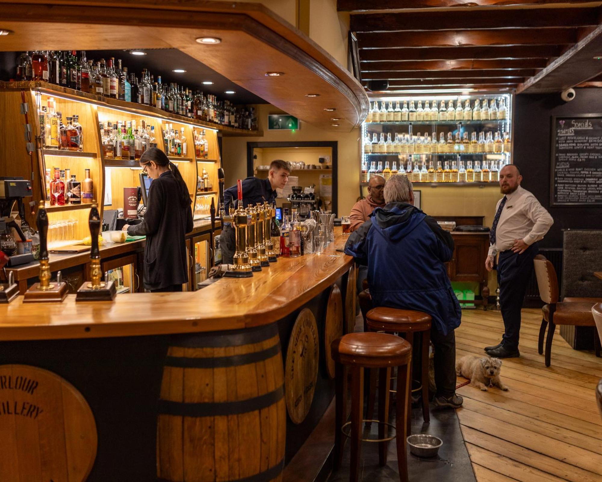 The Mash Tun Hotel Aberlour Exterior photo